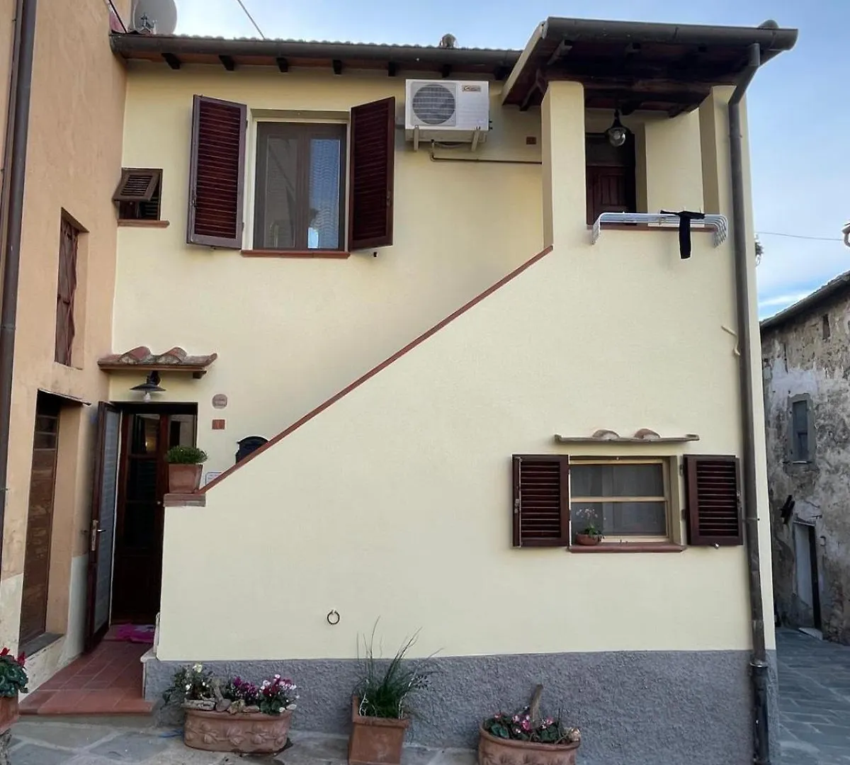 La Capinera Apartment Montepescali Italy